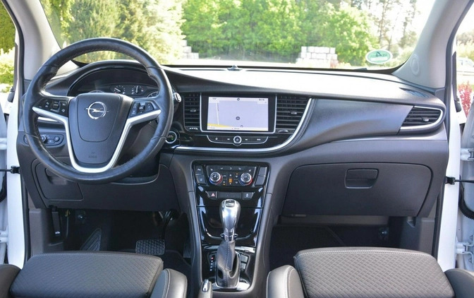Opel Mokka cena 69900 przebieg: 120683, rok produkcji 2018 z Łomża małe 562